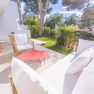 Bajo Con Jardin En La Milla De Oro Apartamento Marbella